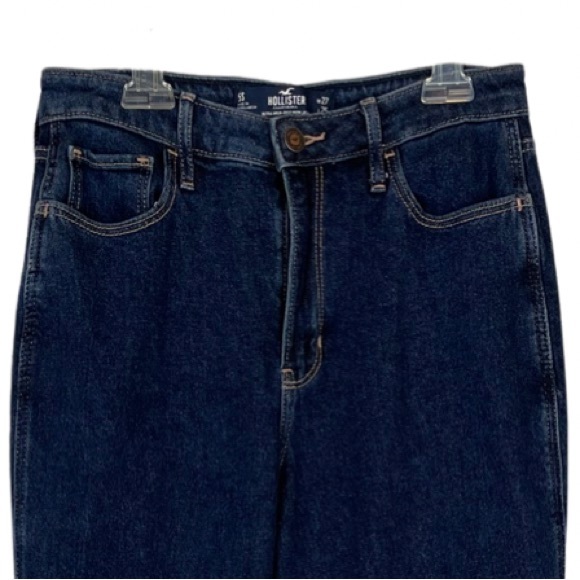 Hollister ultra high rise mom Jean - Picture 4 of 8